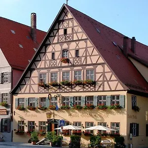 Hotel & Goldene Rose